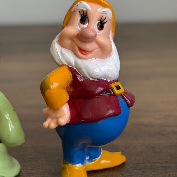 VINTAGE 1993 DISNEY Snow White Seven Dwarves toy figures Mattel Cake Toppers x 5 - Picture 9 of 11